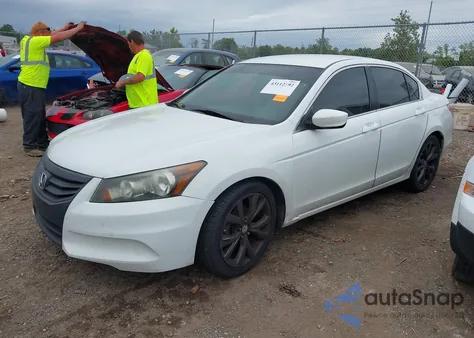 2011 Honda Accord 2.4 Lx from USA, damaged, VIN 1HGCP2E37BA085229